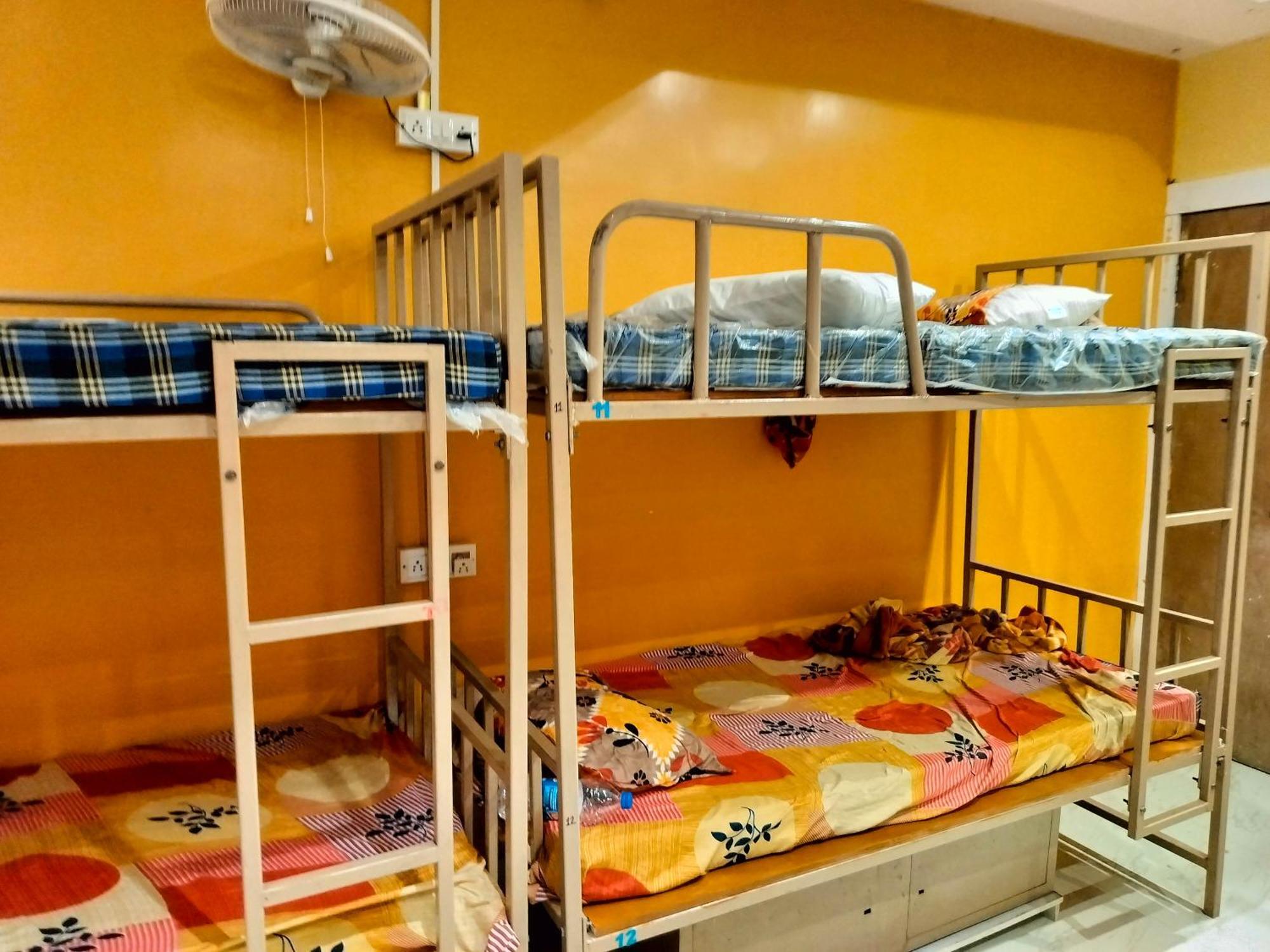 Hostel Sri Durga Jatri Nibasa Brahmapur Exterior foto